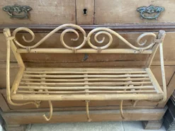 Vestiaire portemanteau mural en bambou et rotin vintage