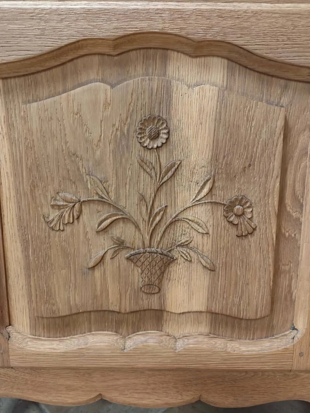 Vestiaire porte-manteaux en chêne massif