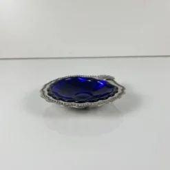 Vide poche / beurrier ouvert coquillage en métal couleur argenté et insert verre bleu, 1970
