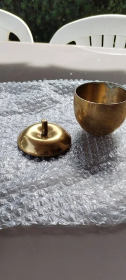Vide-poche ou boîte à bijoux en laiton doré