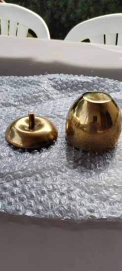 Vide-poche ou boîte à bijoux en laiton doré