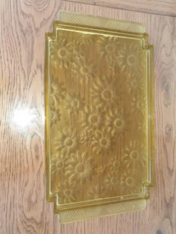 Vide poche, plateau en verre pressé moulé jaune motif floral Portieux
