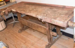 Vieil établi industriel solide en bois 2 mètres large