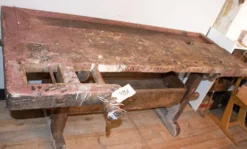 Vieil établi industriel solide en bois 2 mètres large