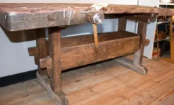 Vieil établi industriel solide en bois 2 mètres large
