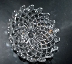 Vierzon compotier rond en verre moulé pointes de diamant