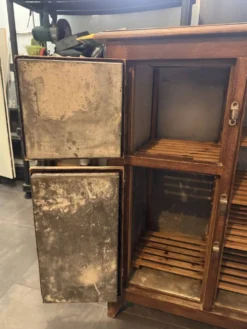 Vieux meuble frigo / glacière