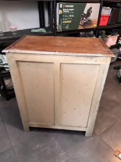 Vieux meuble frigo / glacière