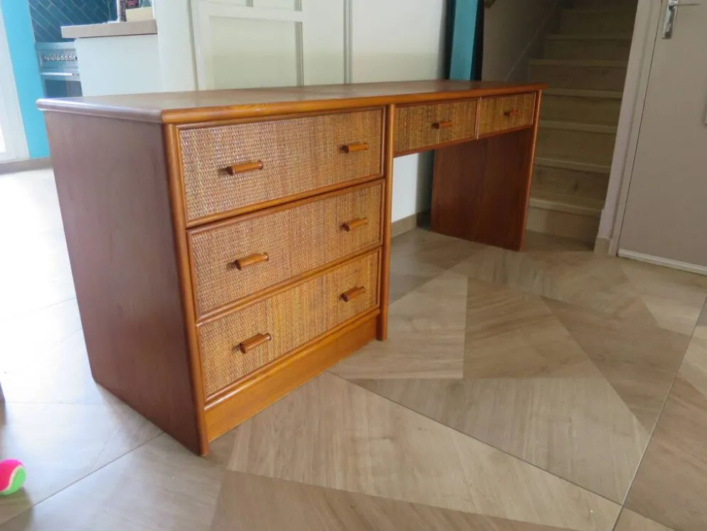 Vintage-Bureau cannage rotin bois-grand plateau-5 tiroirs-Années 60/70
