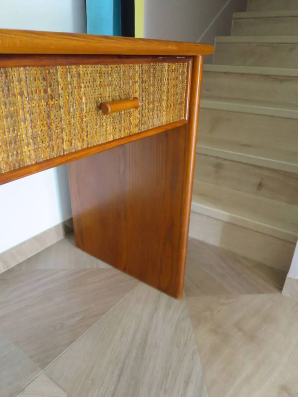 Vintage-Bureau cannage rotin bois-grand plateau-5 tiroirs-Années 60/70