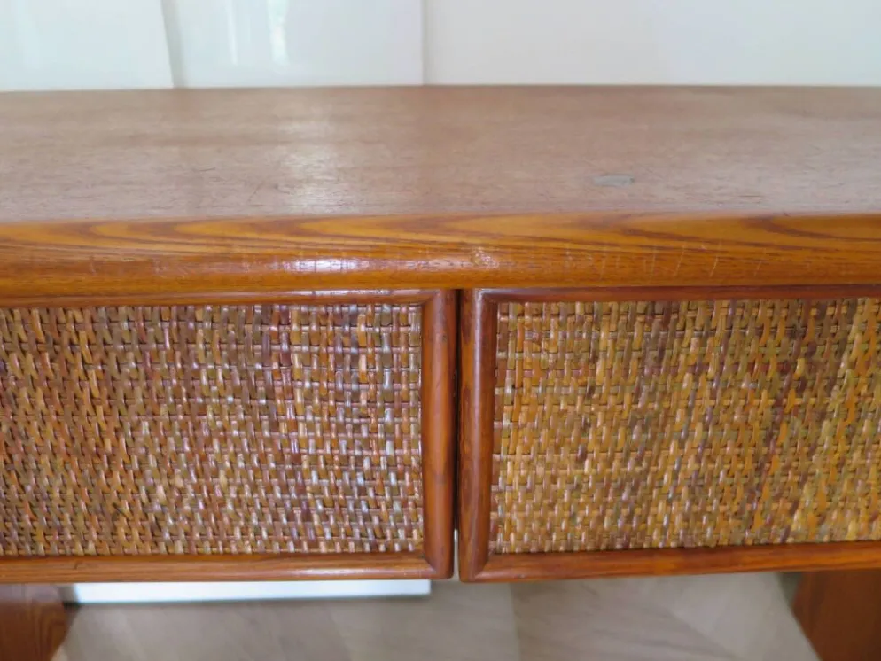 Vintage-Bureau cannage rotin bois-grand plateau-5 tiroirs-Années 60/70