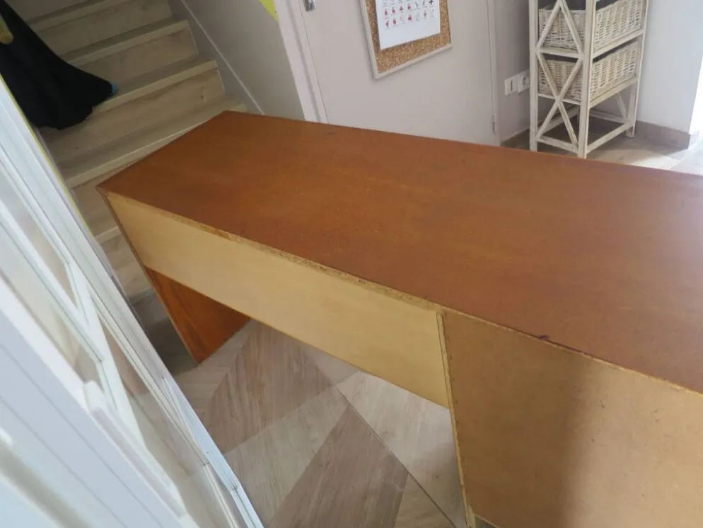 Vintage-Bureau cannage rotin bois-grand plateau-5 tiroirs-Années 60/70