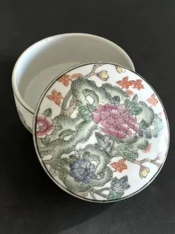 Vintage Chinese Porcelain Trinket Box H.F.P. Macau Famille Rose 1970s