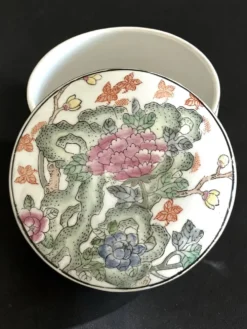 Vintage Chinese Porcelain Trinket Box H.F.P. Macau Famille Rose 1970s