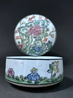 Vintage Chinese Porcelain Trinket Box H.F.P. Macau Famille Rose 1970s