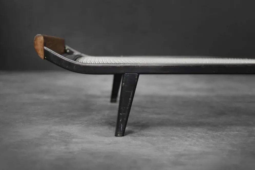 Vintage Mid-Century Dutch Modern Cleopatra Daybed by Dick Cordemeyer