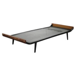 Vintage Mid-Century Dutch Modern Cleopatra Daybed by Dick Cordemeyer