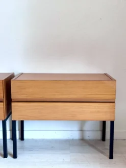 Vintage nachtkastjes minimalistisch jaren 60