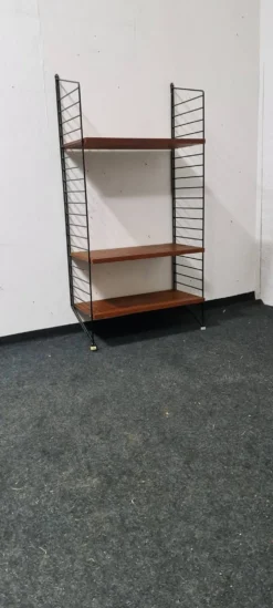 Vintage String book shelf