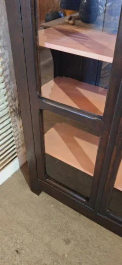 Vitrine ancienne