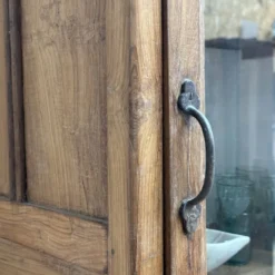 Vitrine ancienne