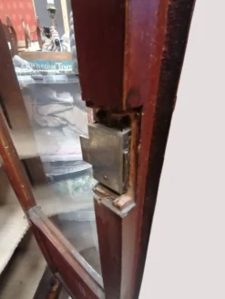 Vitrine ancienne en plaquage d'acajou XIXe - Style Louis Phillipe