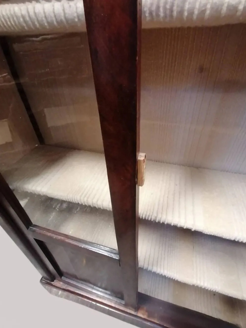 Vitrine ancienne en plaquage d'acajou XIXe - Style Louis Phillipe
