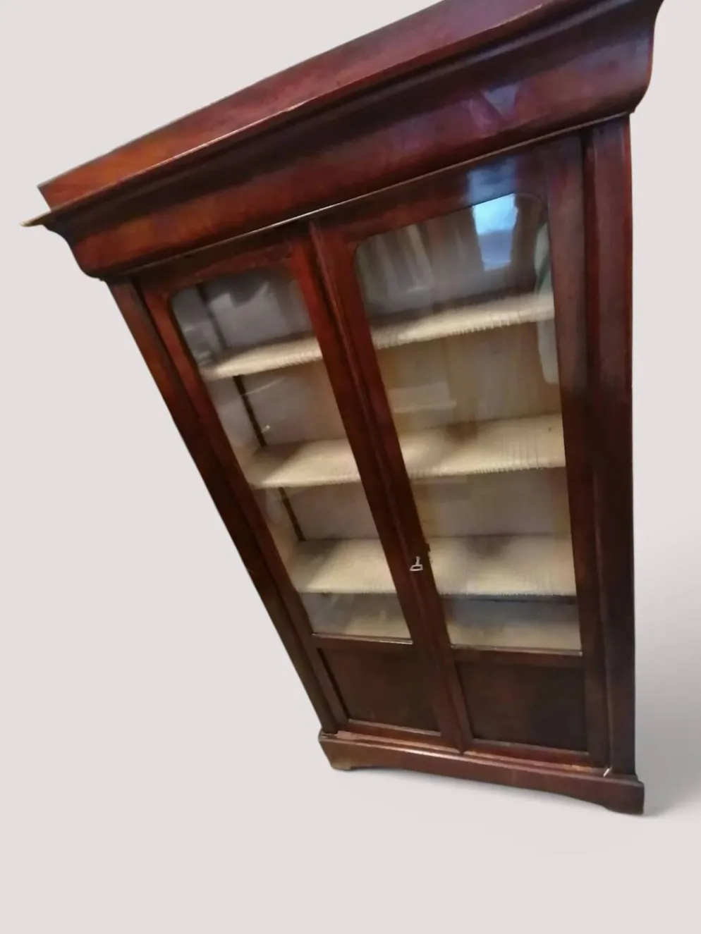 Vitrine ancienne en plaquage d'acajou XIXe - Style Louis Phillipe