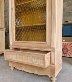 Vitrine ancienne néo-Louis XVI aérogommée