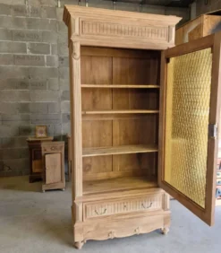 Vitrine ancienne néo-Louis XVI aérogommée
