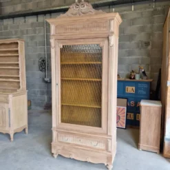 Vitrine ancienne néo-Louis XVI aérogommée