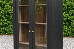 Vitrine ancienne rénovée noire à deux portes vitrées – H187 cm