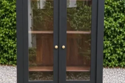 Vitrine ancienne rénovée noire à deux portes vitrées – H187 cm