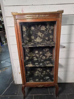 Vitrine ancienne style transition Louis XV-Louis XVI en Acajou