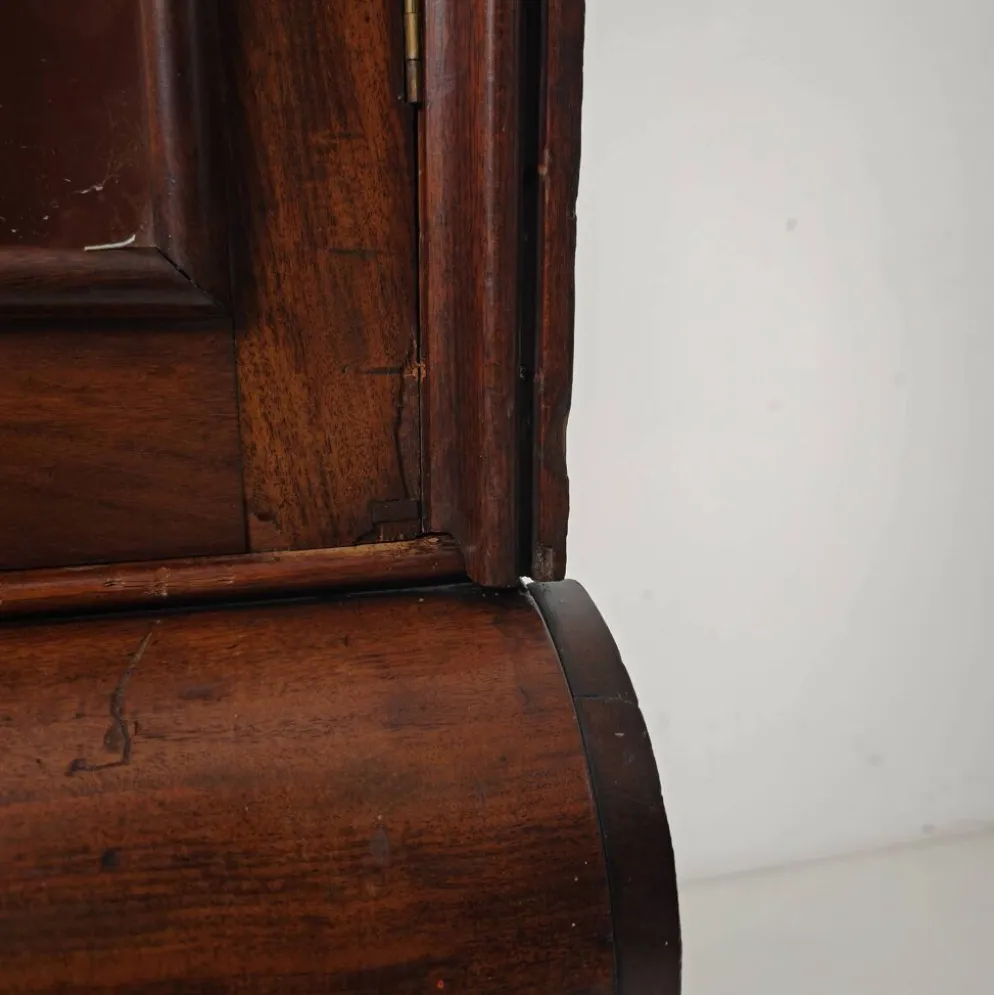 Vitrine anglaise de la fin du 19e siècle avec portes vitrées et tiroirs