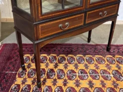 Vitrine anglaise en acajou fin XIXème