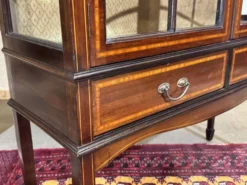 Vitrine anglaise en acajou fin XIXème