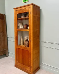 Vitrine années 50 / vaisselier