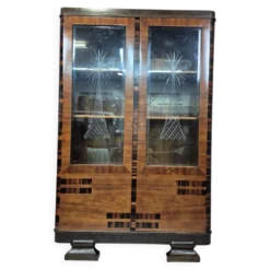 Vitrine Art Déco en noyer caucasien, ébène de Macassar et chêne, vers 1928-34