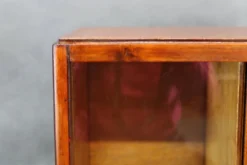 Vitrine Art Déco à portes coulissantes, Tchécoslovaquie, années 1940