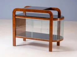 Vitrine Art Déco vintage avec cadre en bois courbé et portes en verre, 65 × 82 × 39 cm