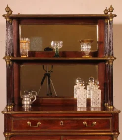vitrine/bar d'époque Louis XVI en acajou