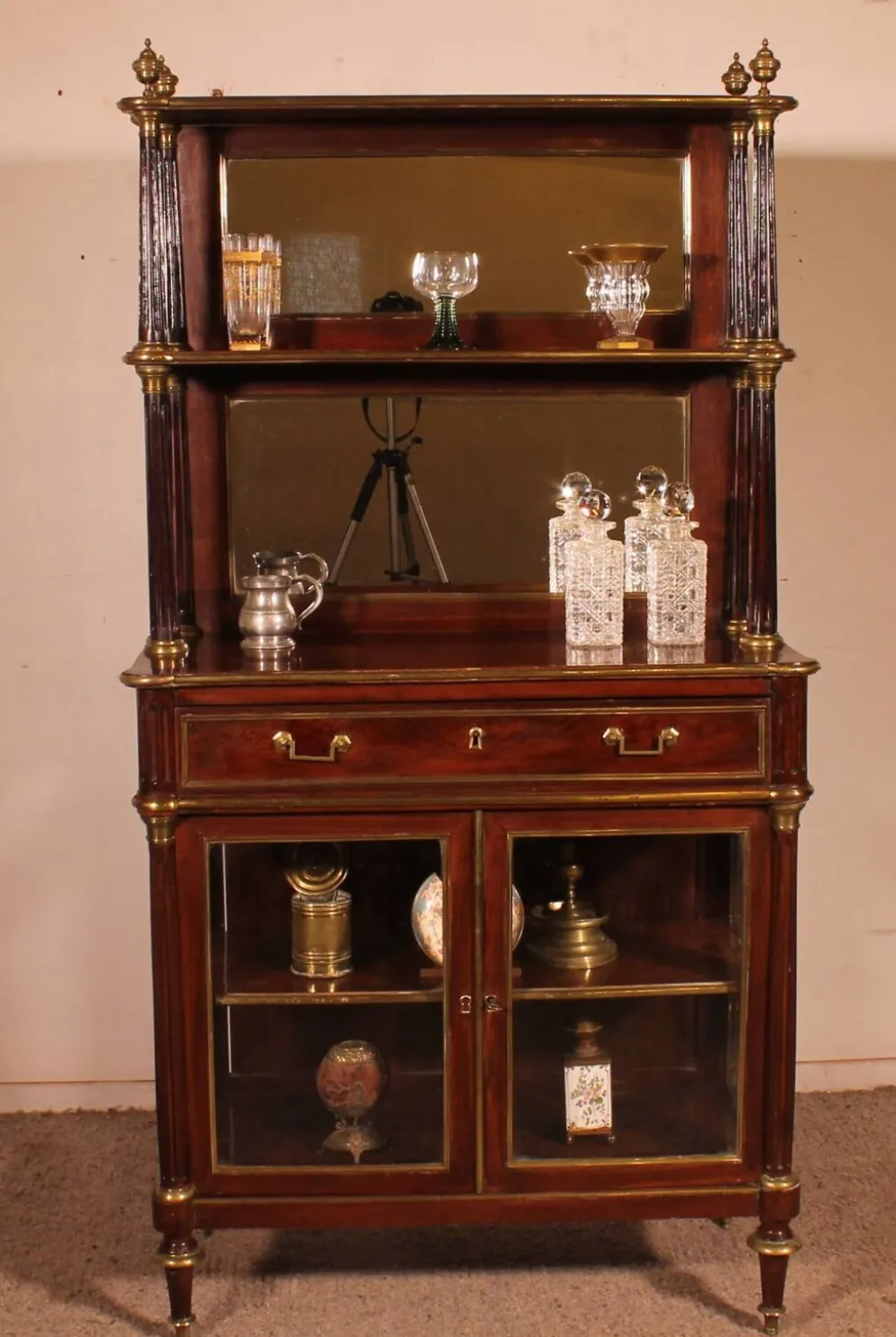 vitrine/bar d'époque Louis XVI en acajou