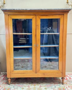 Vitrine, bibliothèque en merisier de style directoire xix eme siècle