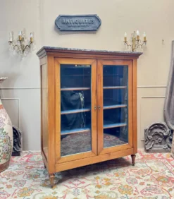 Vitrine, bibliothèque en merisier de style directoire xix eme siècle