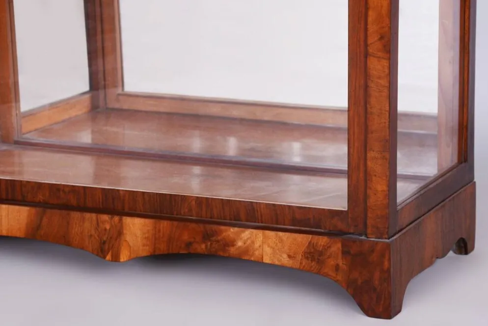 Vitrine Biedermeier en noyer, années 1830