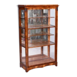 Vitrine Biedermeier en noyer, années 1830