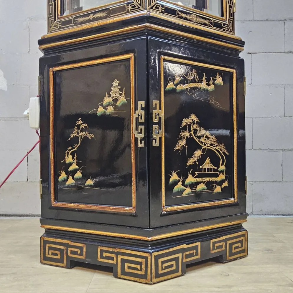 Vitrine chinoise vintage toit pagode (éclairage) asiatique