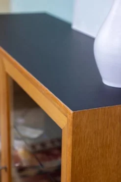 Vitrine, commode, buffet danois vintage en chêne, milieu du siècle