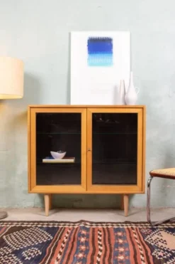 Vitrine, commode, buffet danois vintage en chêne, milieu du siècle